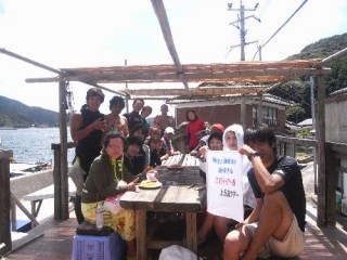 ブルーツリー　歩いてポン